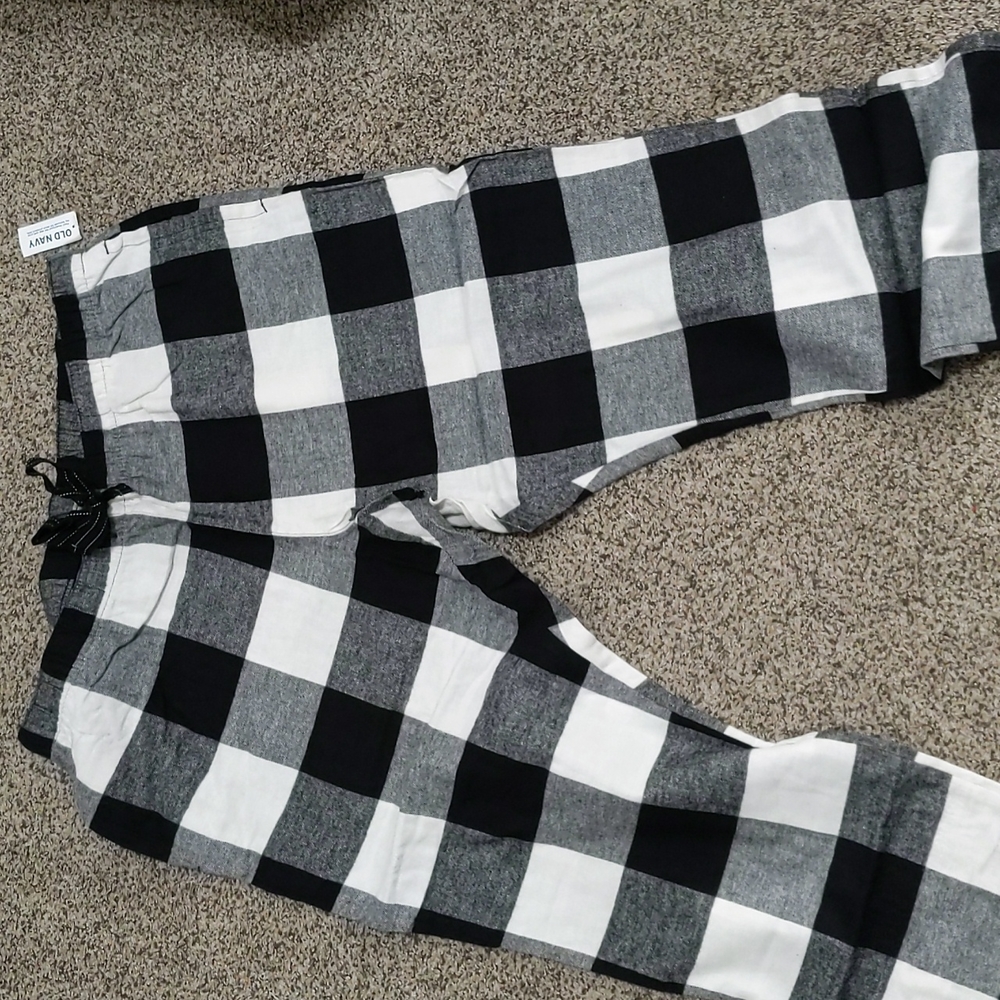 Old navy flannel pants